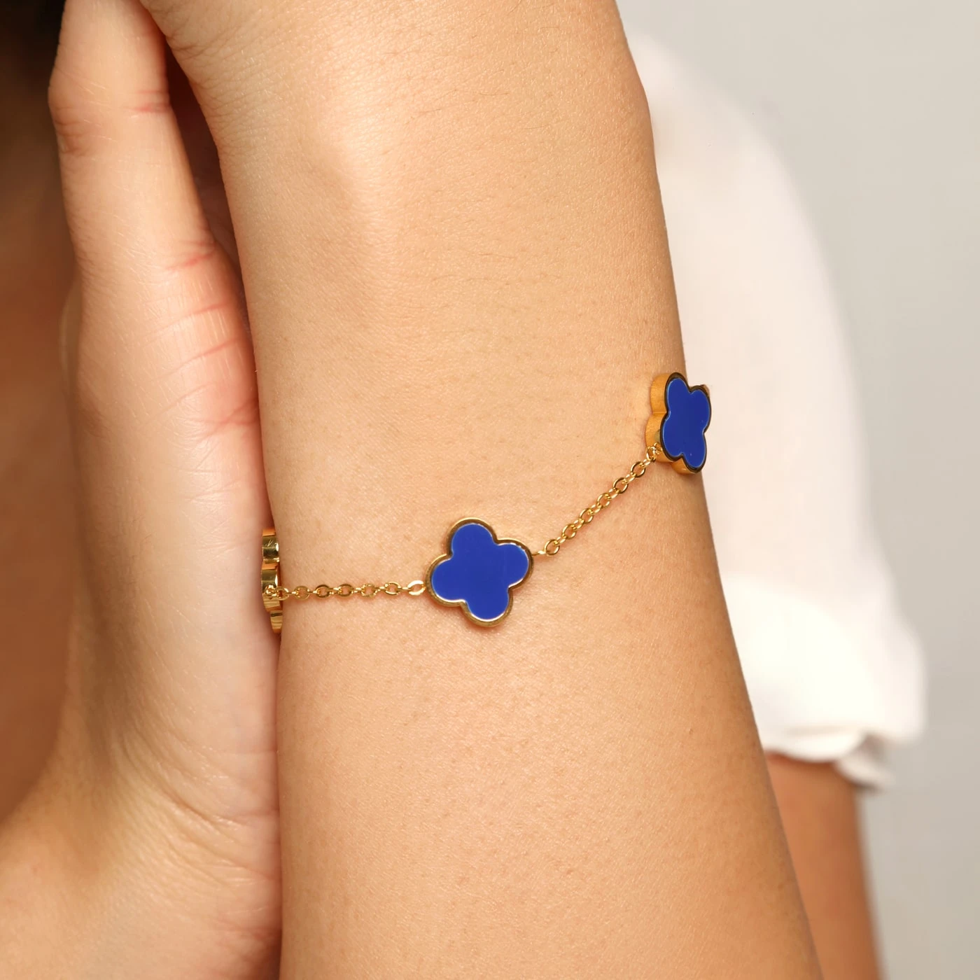 Blue Clover Armband | 18K Vergoldet – Bild 2