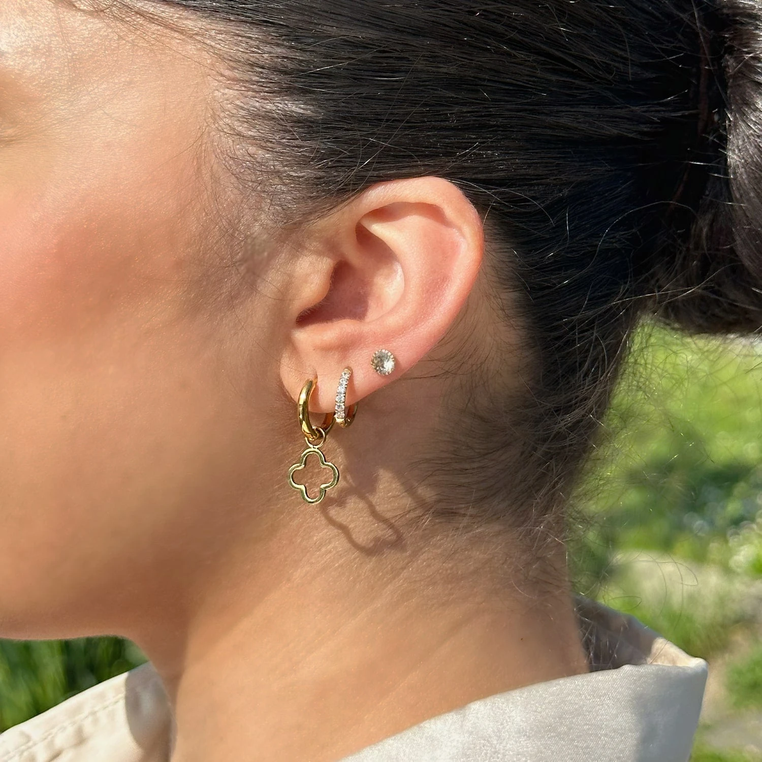 Simple Clover Ohrringe | 18K Vergoldet – Bild 4